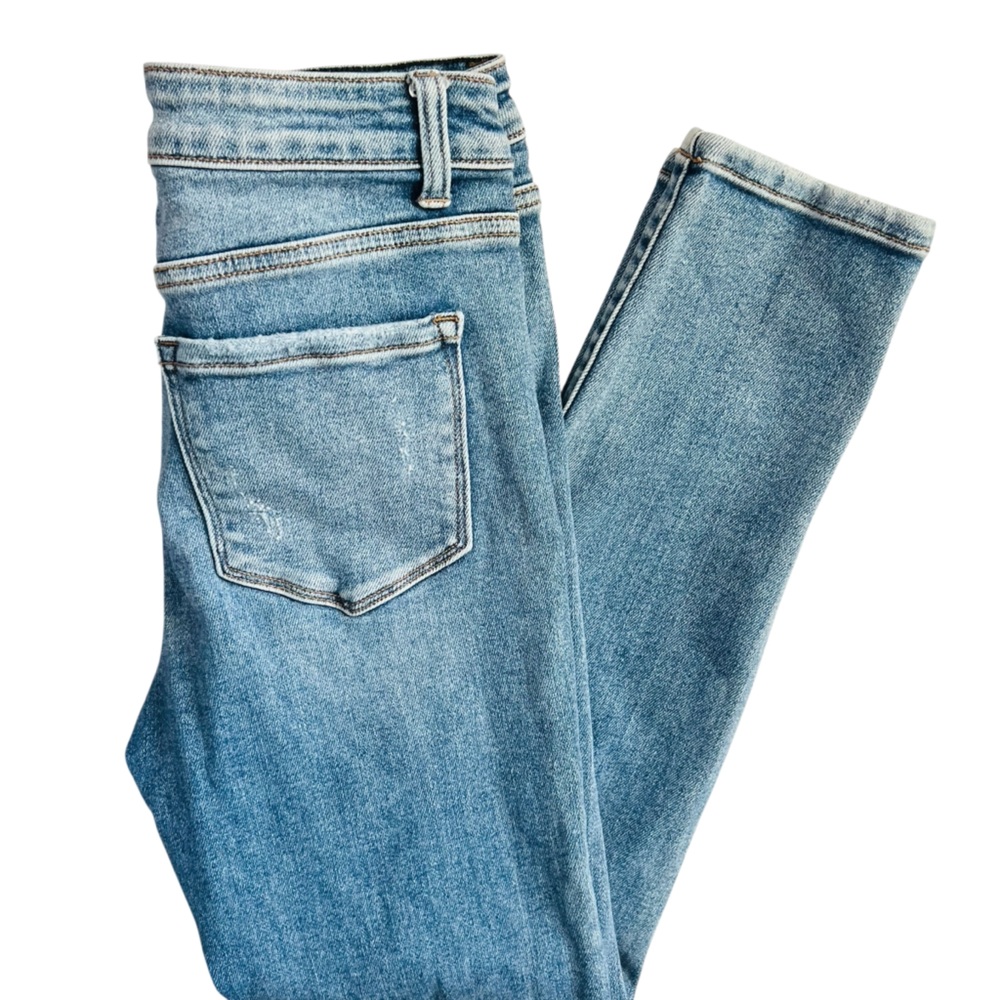 Vervet Distressed Light Wash Blue Denim Jeans